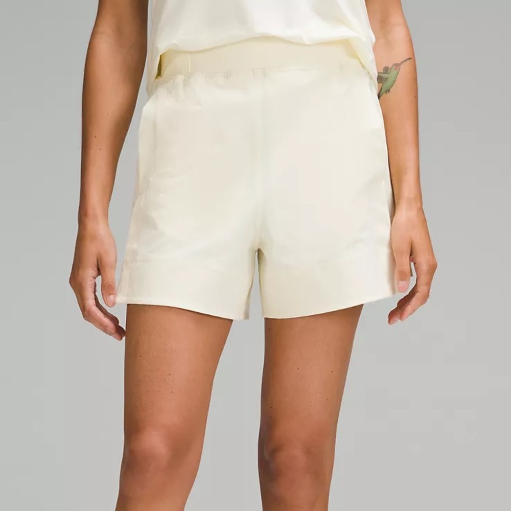 Lululemon XS Stretch Woven Relaxed-Fit High-Rise Short 4